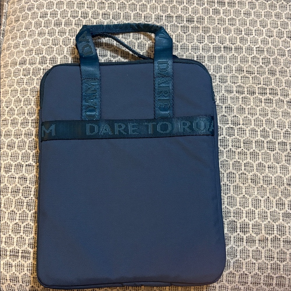Tablet Case - Picture 3 of 3